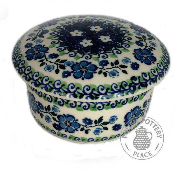 Round Box - Forget Me Not Wreath